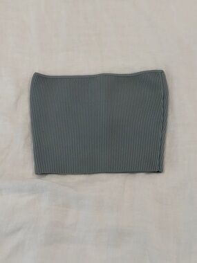 Babaton Ribbed Tube Crop Top in Slate